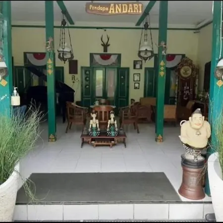 Pendopo Andari Homestay-3