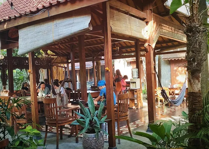 Bedhot Homestay